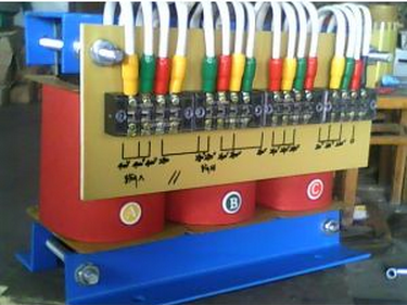 三相變壓器的ABC三個(gè)相位